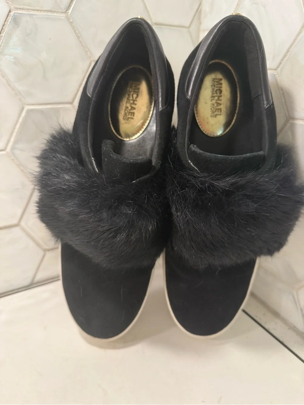 Michael Kors Maven Black Suede Slipon Sneakers Fur Cuff Sz 8.5 Chic Comfort